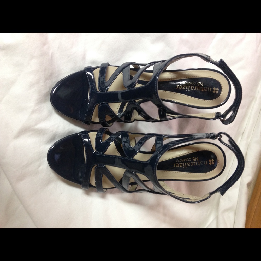Naturalizer Sandals